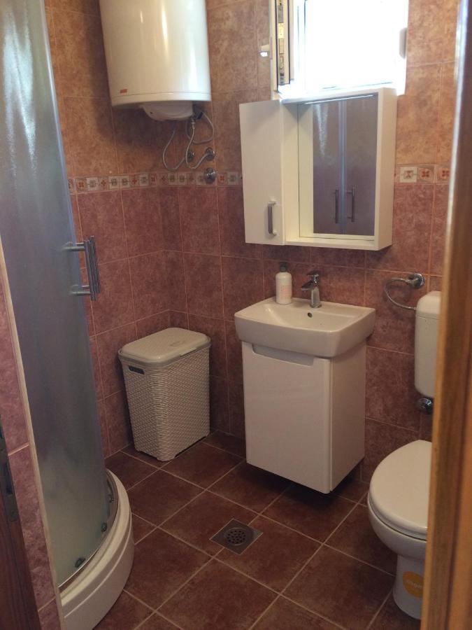 Voja Rooms Ivanica Eksteriør bilde