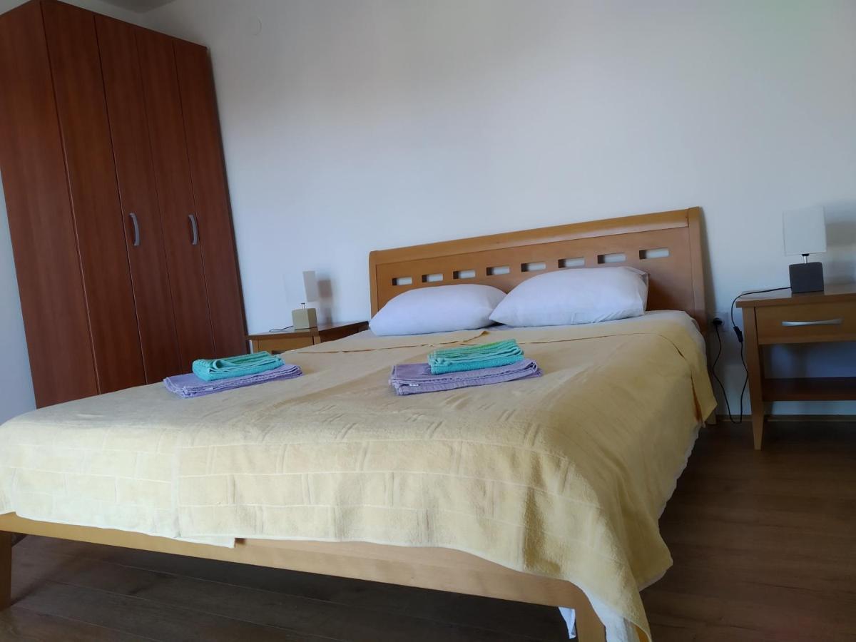 Voja Rooms Ivanica Eksteriør bilde