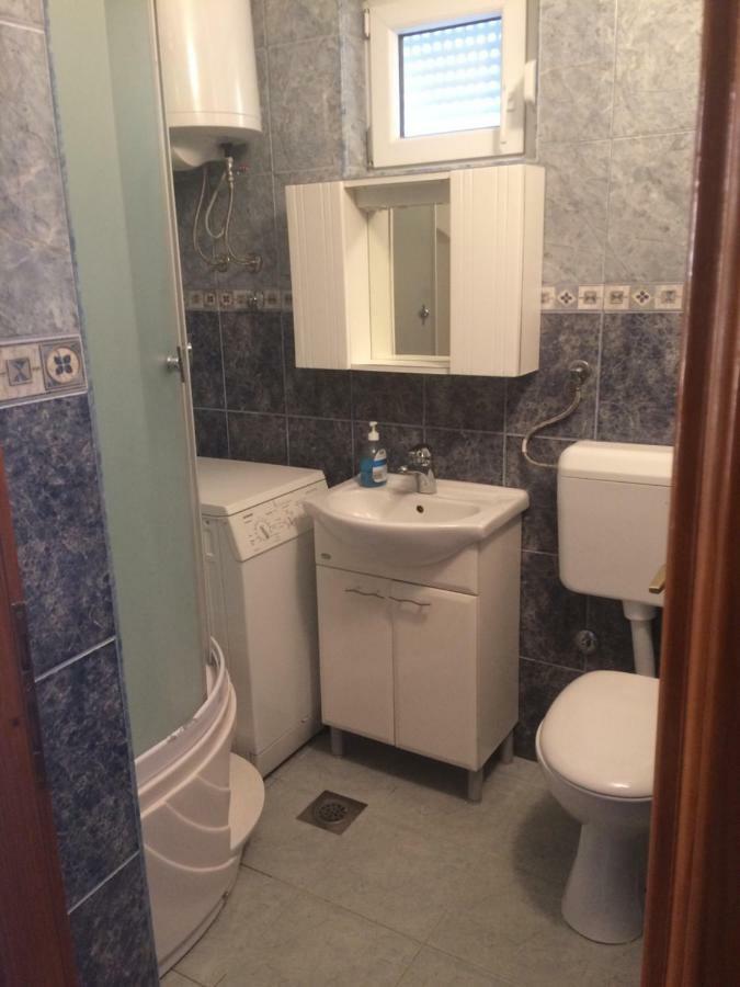 Voja Rooms Ivanica Eksteriør bilde